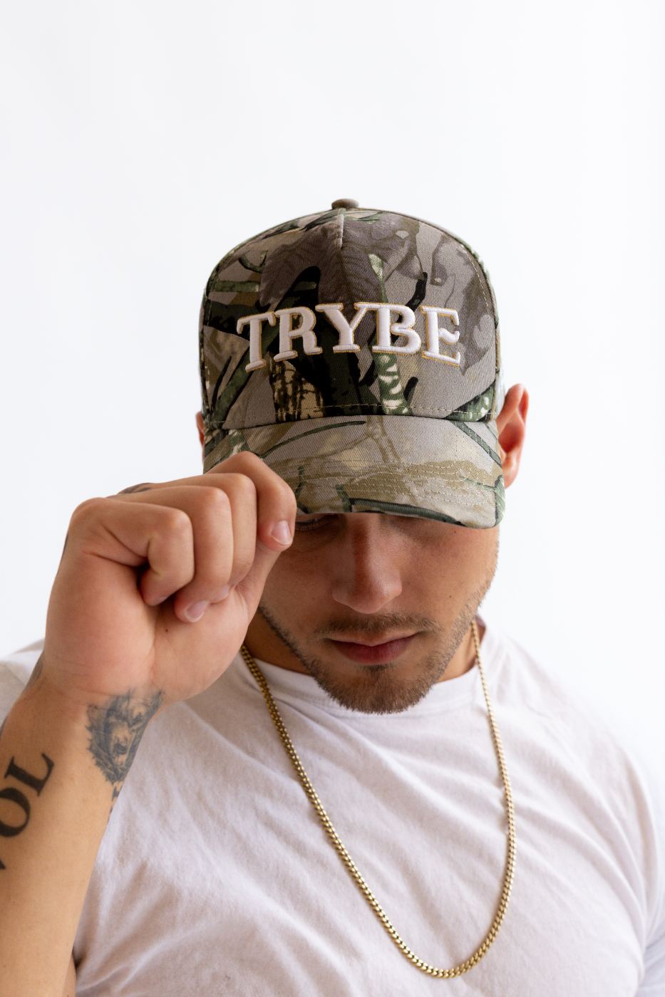 Spirit of the Night Realtree Camo — on model